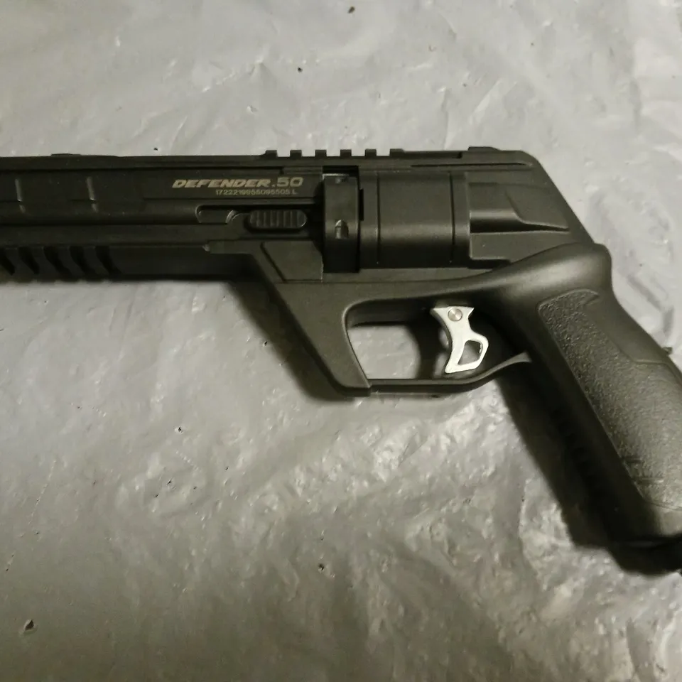 BOXED SNOWPEAK DEFENDER 5.0 CO2 PISTOL