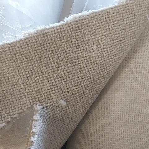 ROLL OF QUALITY TUDOR CO-ORDINATES ANTIQUE LACE CARPET - APPROXIMATELY 2 x 4m