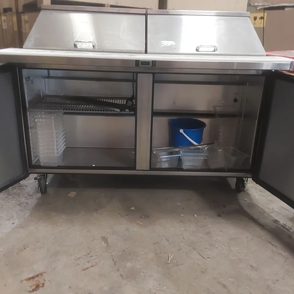 TRUE COMMERCIAL DOUBLE DOOR PREP COUNTER FRIDGE TSSU-60-24M-B-ST