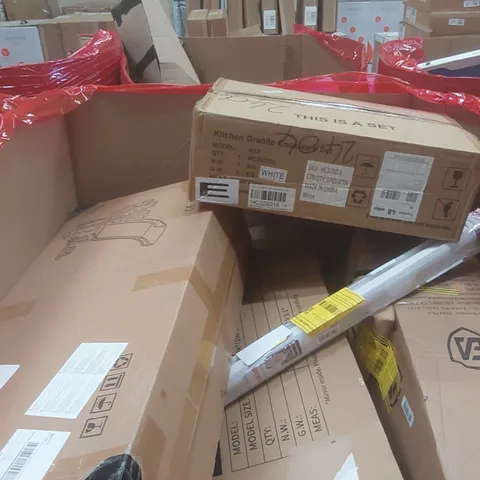 PALLET CONTAINING A LARGE QUANTITY OF ASSORTED ITEMS INCLUDING: SLIDE, COOKWARE SET, BLINDS ECT
