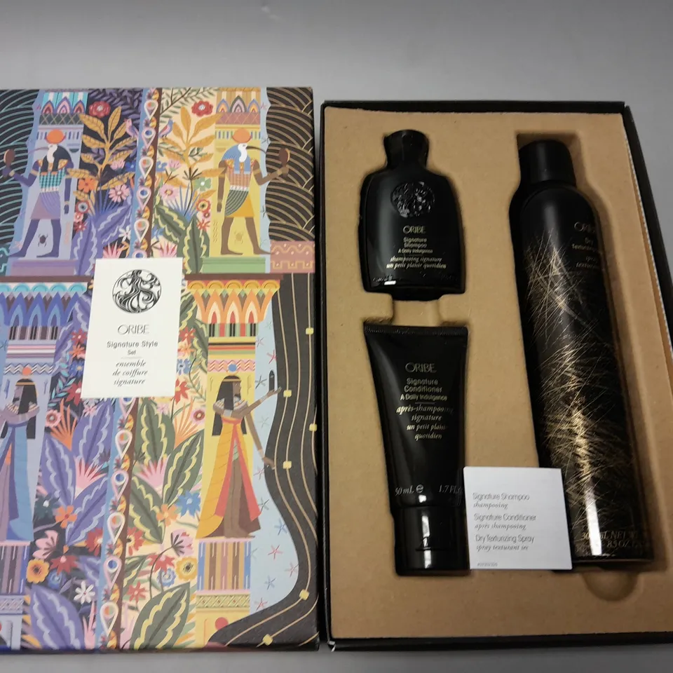 BOXED ORIBE SIGNATURE STYLE SET