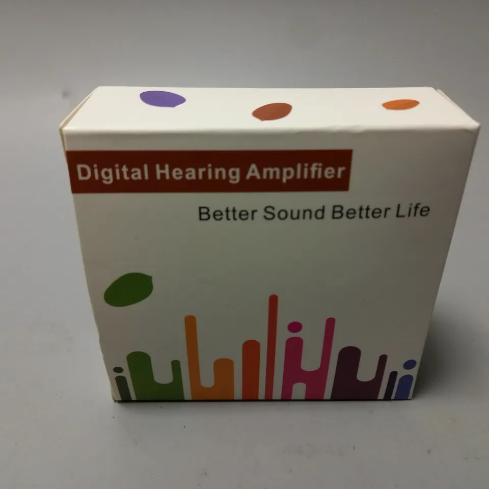 BOXED DIGITAL HEARING AMPLIFIER