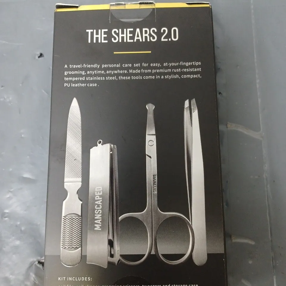 MANSCAPED THE SHEARS 2.0 GROOMING KIT