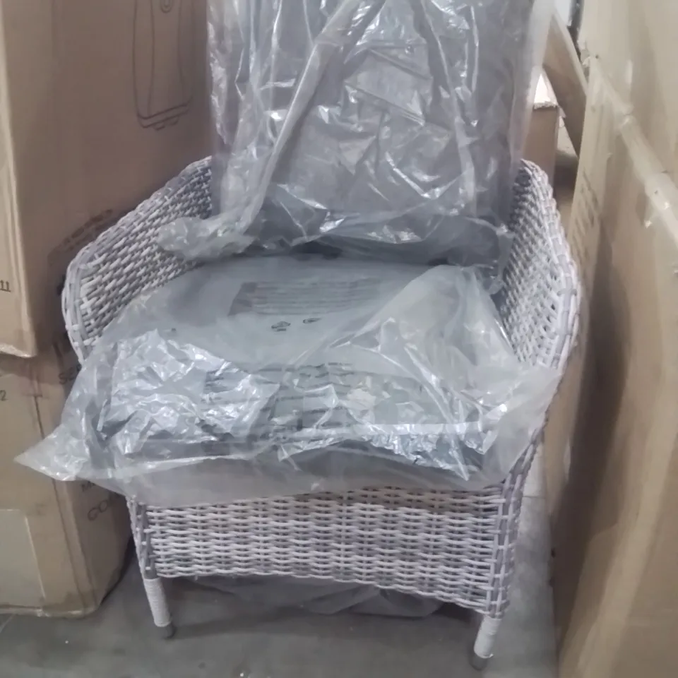 RATTAN SINGLE GARDEN FURNITURE CHAIR WITH CUSHIONS