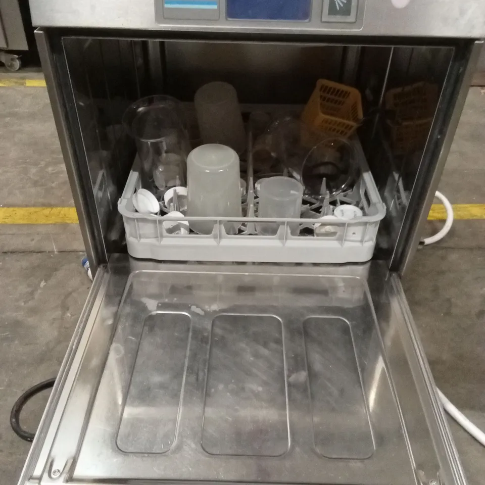 WINTERHALTER UC-XL UNDERCOUNTER COMMERCIAL DISHWASHER