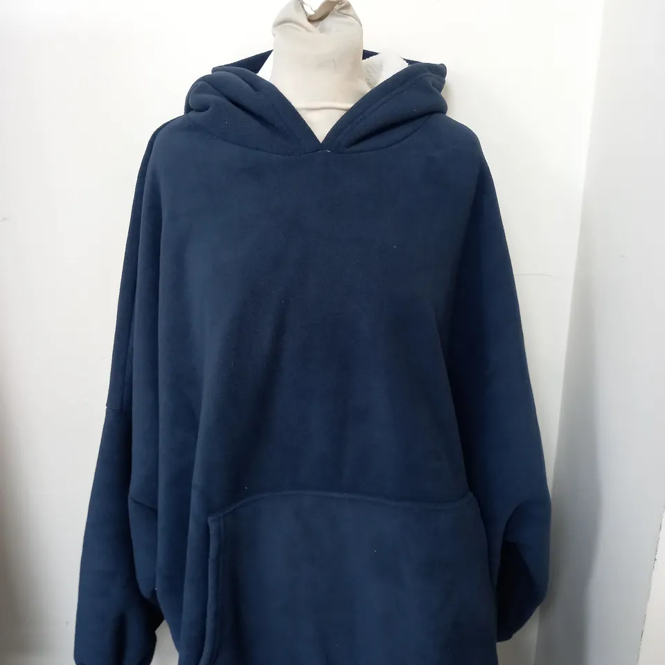 LOOKSEE OVERSIZE HOODIE SIZE 20 