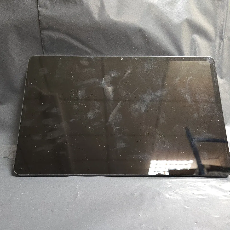 HONOR TABLET (MODEL UNSPECIFIED)