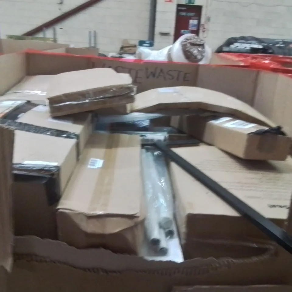 PALLET OF ASSORTED HOUSEHOLD GOODS AND PRODUCTS TO INCLUDE;GOLF TRAINING GAME,WALL CLOCK 