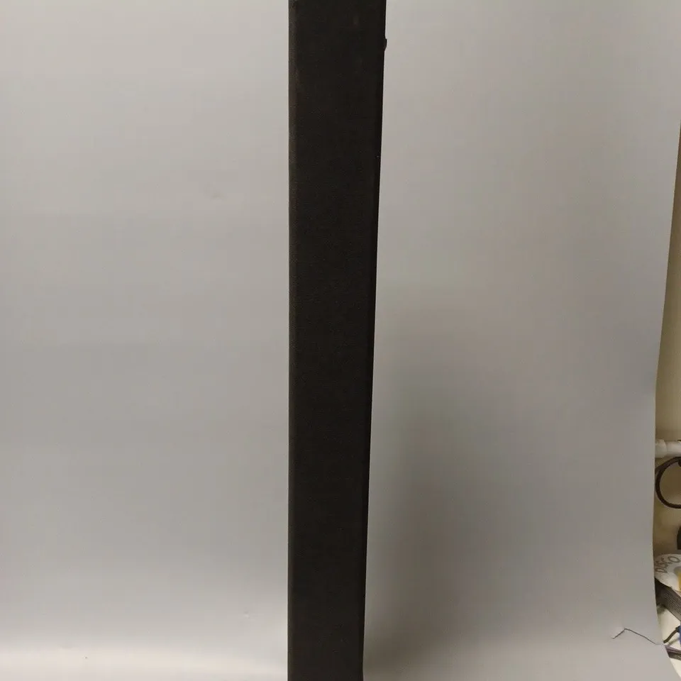 SAMSUNG HW-N300 SOUND BAR