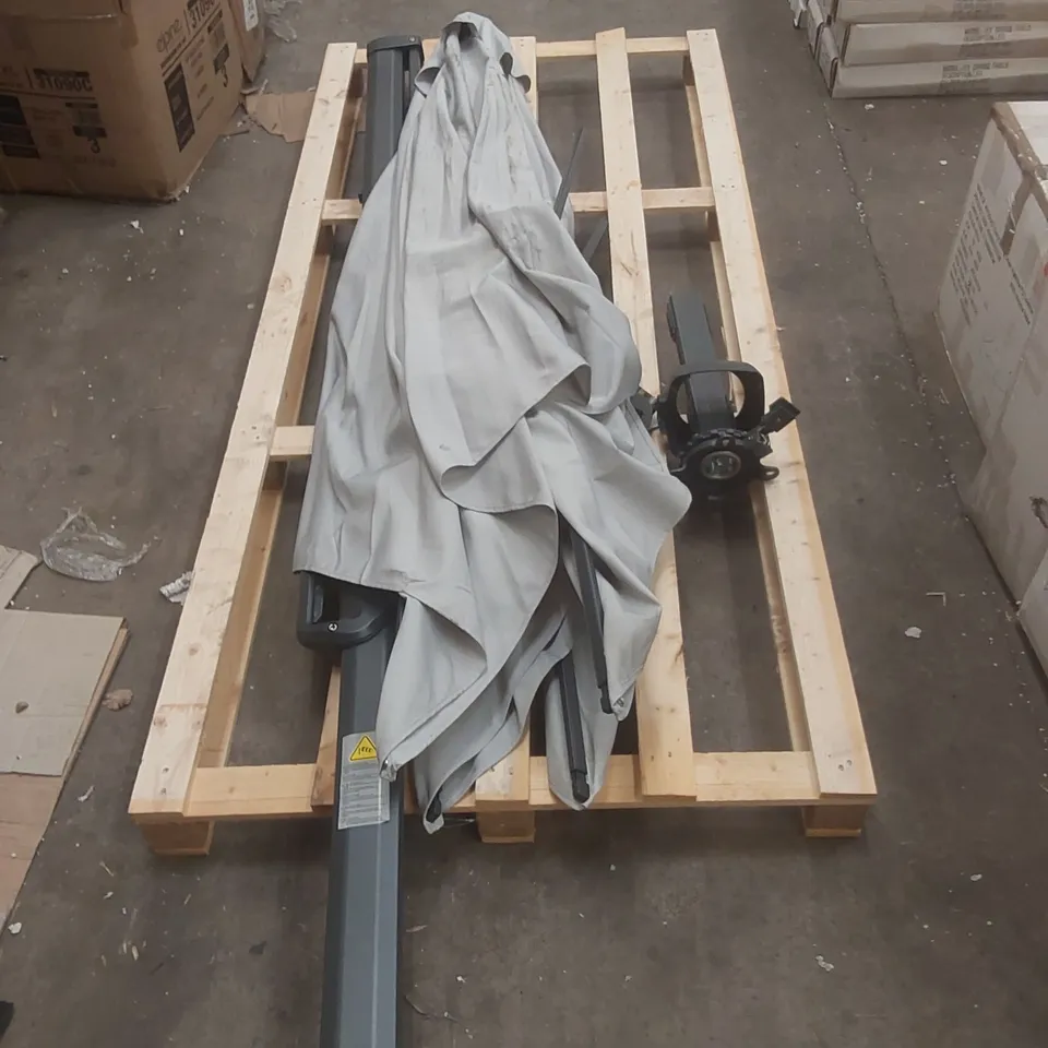 DESIGNER CANTILEVER PARASOL WITH GREY SHADE