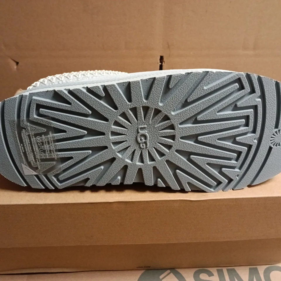 UGG BOOTS – LIGHT BLUE SUEDE WITH SHEARLING LINING - UK SIZE 6