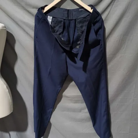 FRENCH CONNECTION NAVY TROUSERS – MEN’S, WAIST 34