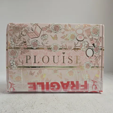 P.LOUISE MYSTERY COSMETIC GIFT SET