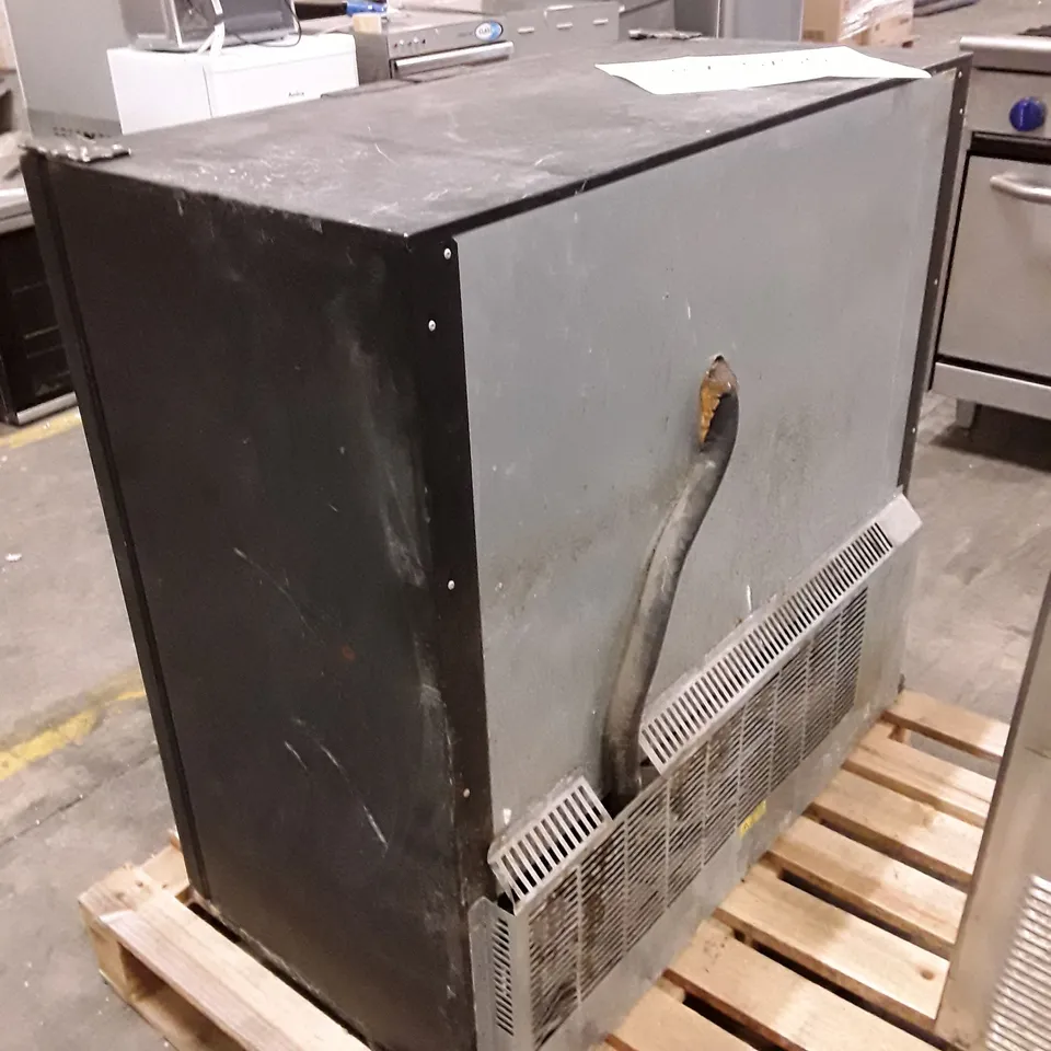 AUTOMIS DOUBLE DOOR BOTTLE FRIDGE