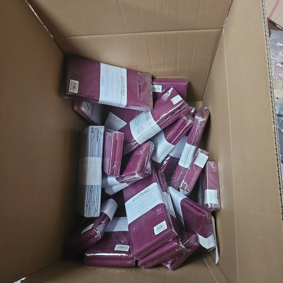 BOX OF APPROXIMATELY 15 ASSORTED PORTFOLIO SHEETS IN VARIOUS COLOURS