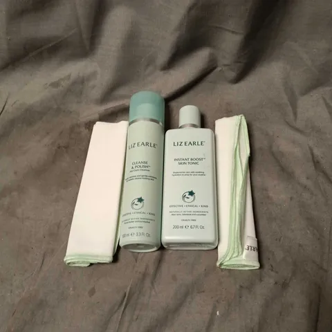LIZ EARLE SET TO INCLUDE 200ML INSTANT BOOST SKIN TONIC, 100ML CLEANSE AND POLISH ETC. UNBOXED