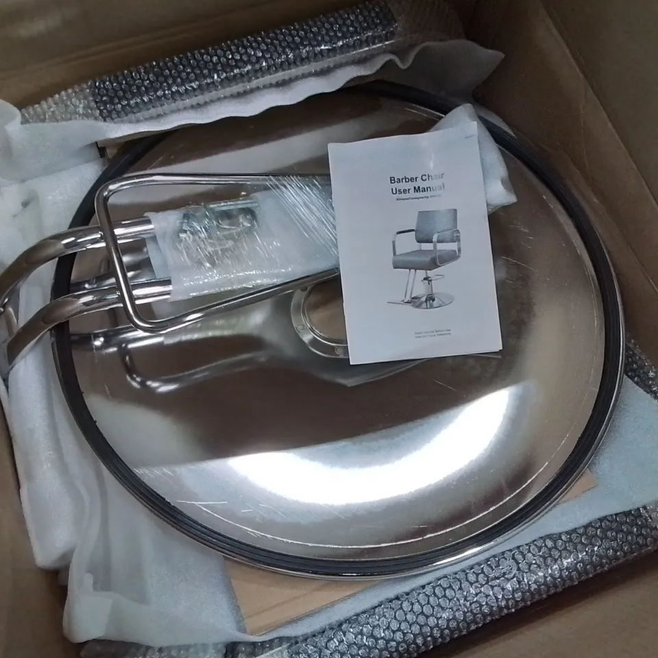 BOXED BARBER CHAIR