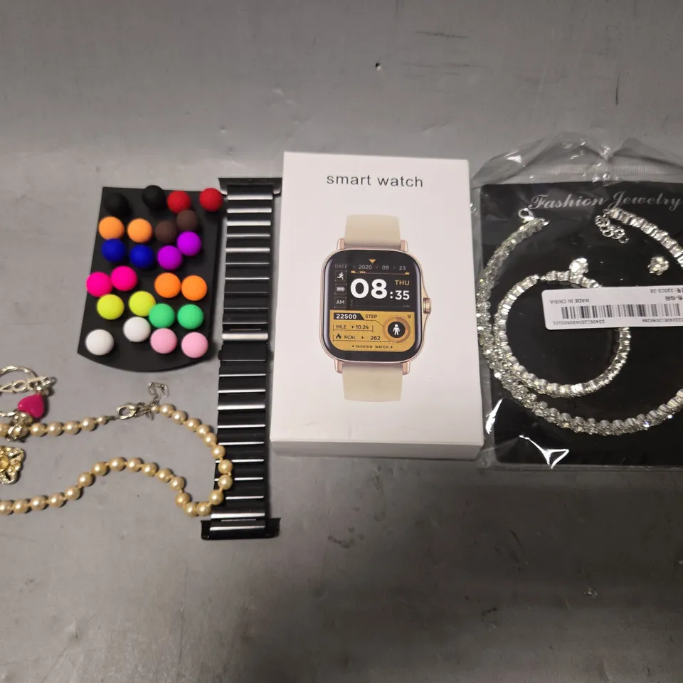 APPROXIMATELY 15 ASSORTED JEWELLERY ITEMS TO INCLUDE - NECKLACE , EARRINGS , SMART WATCH ETC
