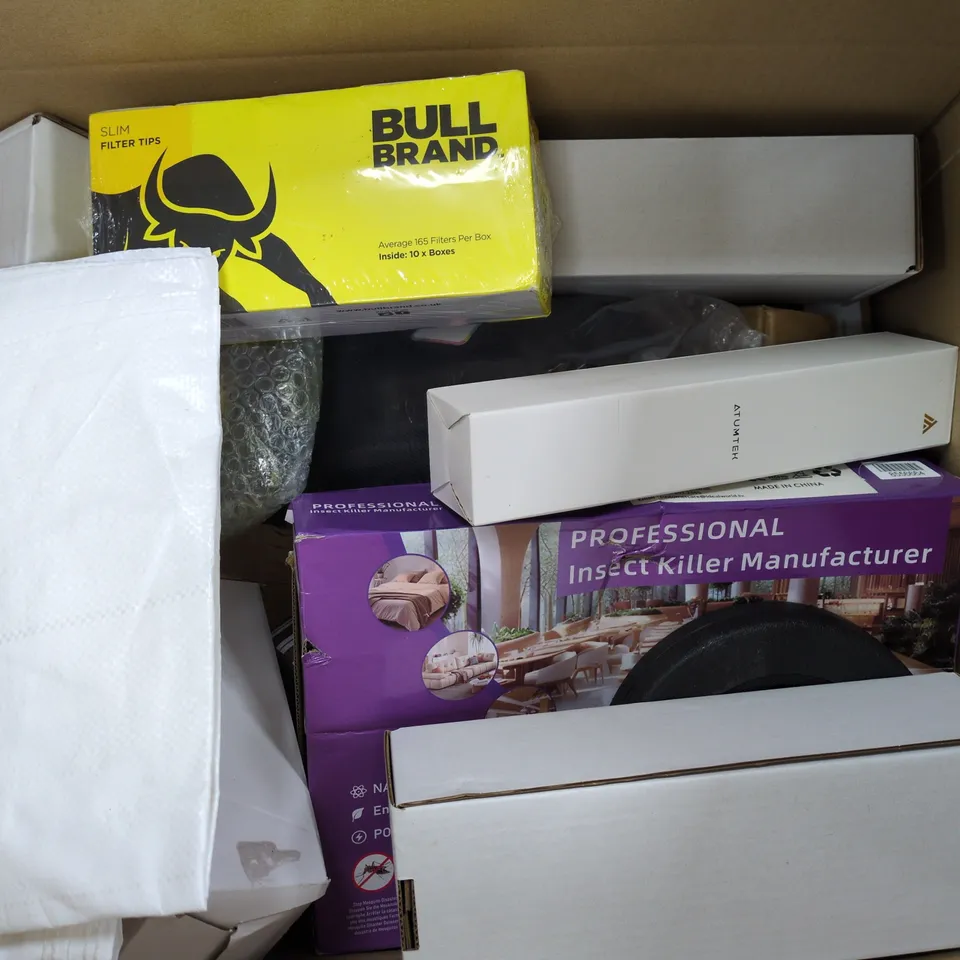 APPROXIMATELY 20 ASSORTED HOUSEHOLD PRODUCTS TO INCLUDE INSECT KILLER, TROLLEY WHEELS, XEROX TONERS, ETC - COLLECTION ONLY