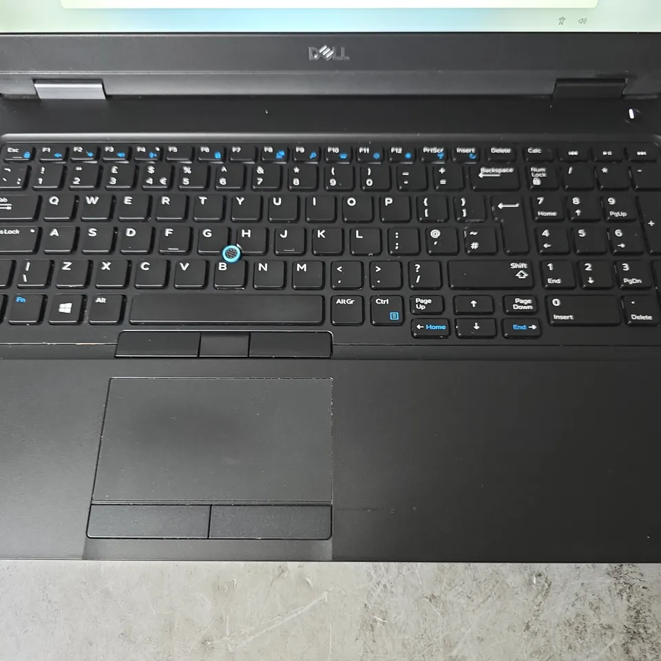 DELL LATITUDE 5590