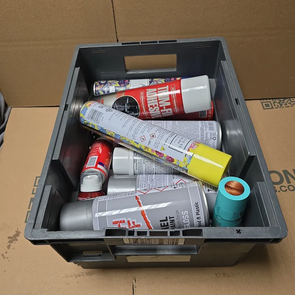 TOTE OF APPROXIMATELY 16 ASSORTED AEROSOL PRODUCTS TO INCLUDE L'OREAL MAGIC TOUCH, ALYA AIR FRESHENER, TRIM FIX ADHESIVE, FLORAL ORCHID ROOM SPRAY ETC