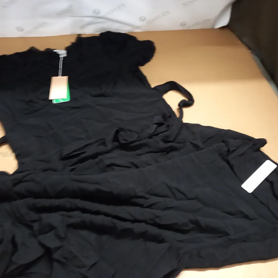 GHOST VICTORIA DRESS IN BLACK - XL