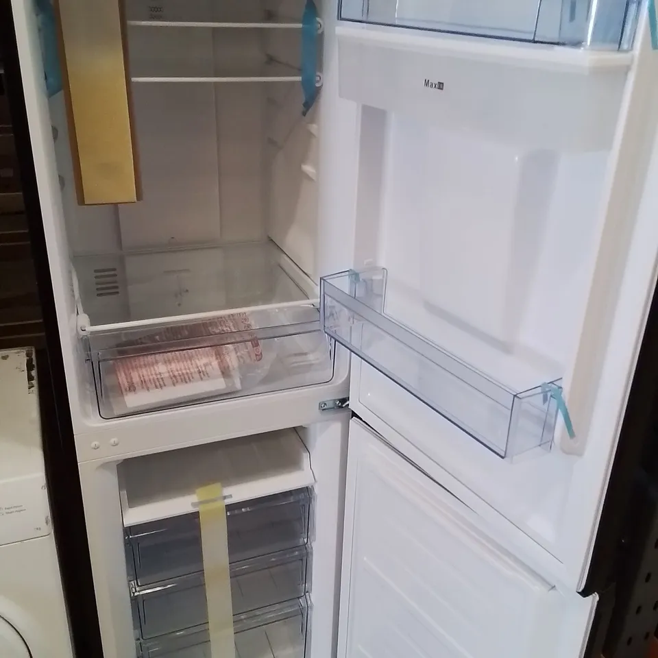 SWAN 55CM WIDE NO FROST FRIDGE FREEZER WITH WATER DISPENSER -BLACK-