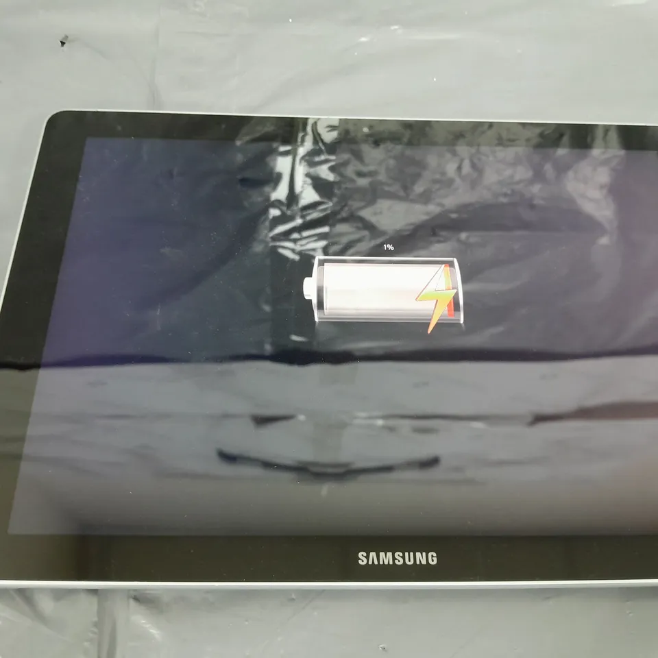 SAMSUNG GALAXY BOOK SM-W627