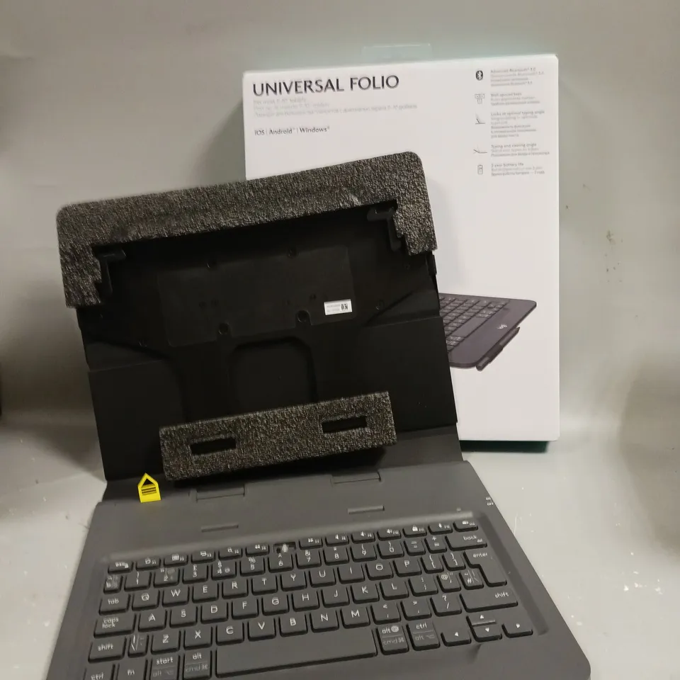 BOXED LOGITECH UNIVERSAL FOLIO KEYBOARD TABLET CASE - 9-10"