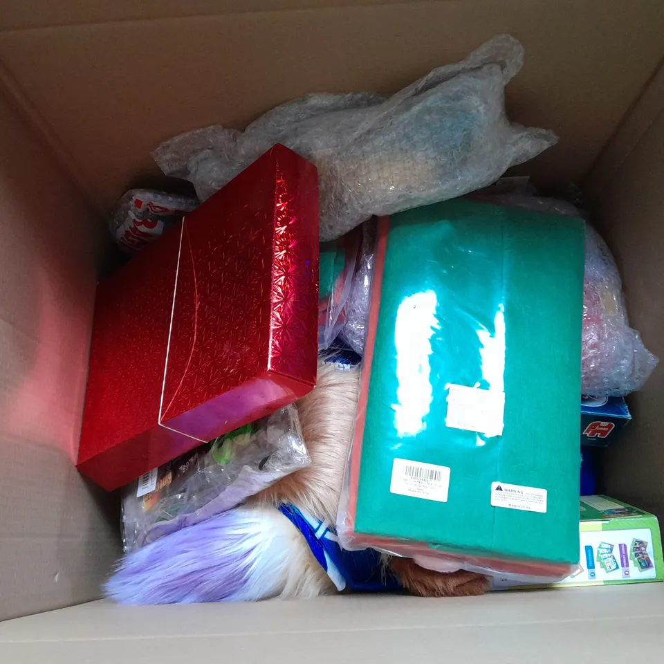 QUANTITY OF ASSORTED TOYS TO INCLUDE TEDDIES, CLAY CREATURES AND CHESS BOARD