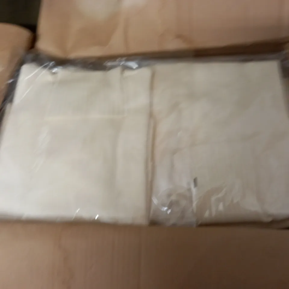 LOT OF APPROXIMATELY 20 AS NEW CREAM HIGH NECK JUMPERS - SIZE UNSPECIFIED