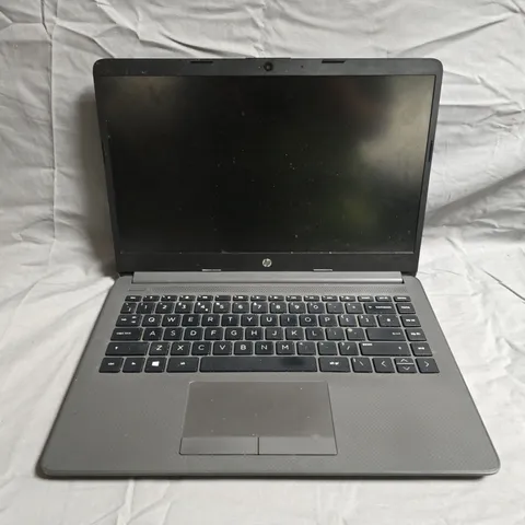 HP 245 G8 LAPTOP
