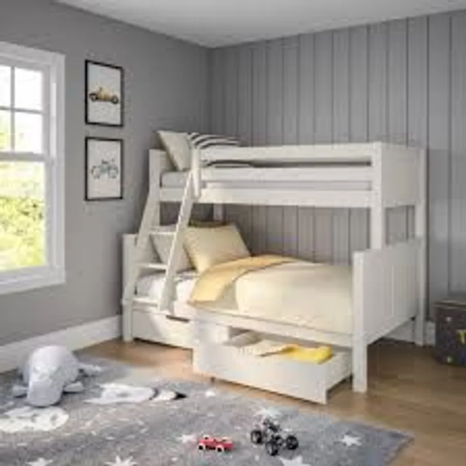 BOXED CLASSIC ORIGINALS TRIO BUNK BED WITH A PAIR OF DRAWERS - WHITE (4 BOXES)