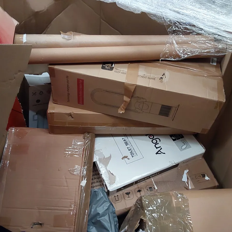 PALLET OF ASSORTED ITEMS INCLUDING: WET & DRY VACUUM CLEANER, BLAMELESS PURIFIER & HEATER FAN, ELECTRICAL CONVECTOR HEATER, ELECTRIC BLANKET, CAMPING CHAIR