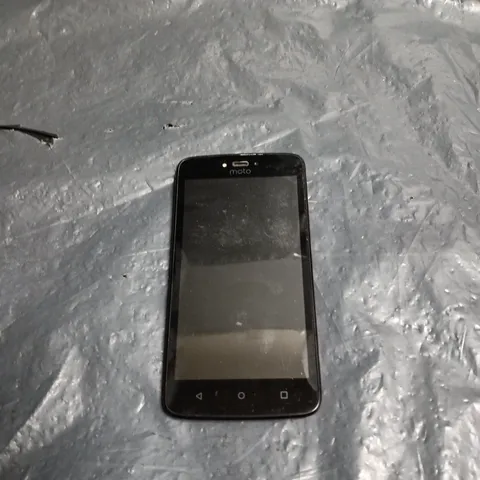 MOTOROLA MOTO SMARTPHONE – BLACK FRONT, RED BACK COVER