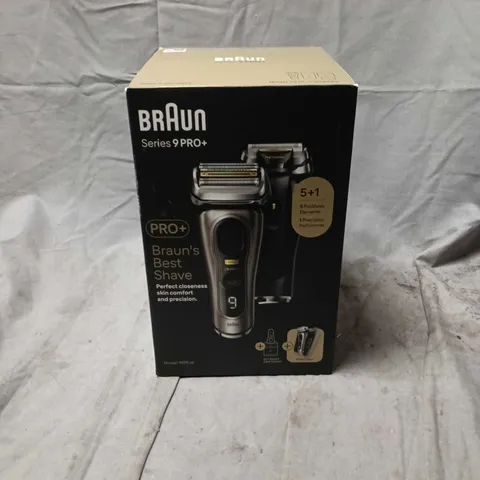 BRAUN SERIES 9 PRO+ ELECTRIC SHAVER – MODEL 9575CC, BOXED (POWERCASE)