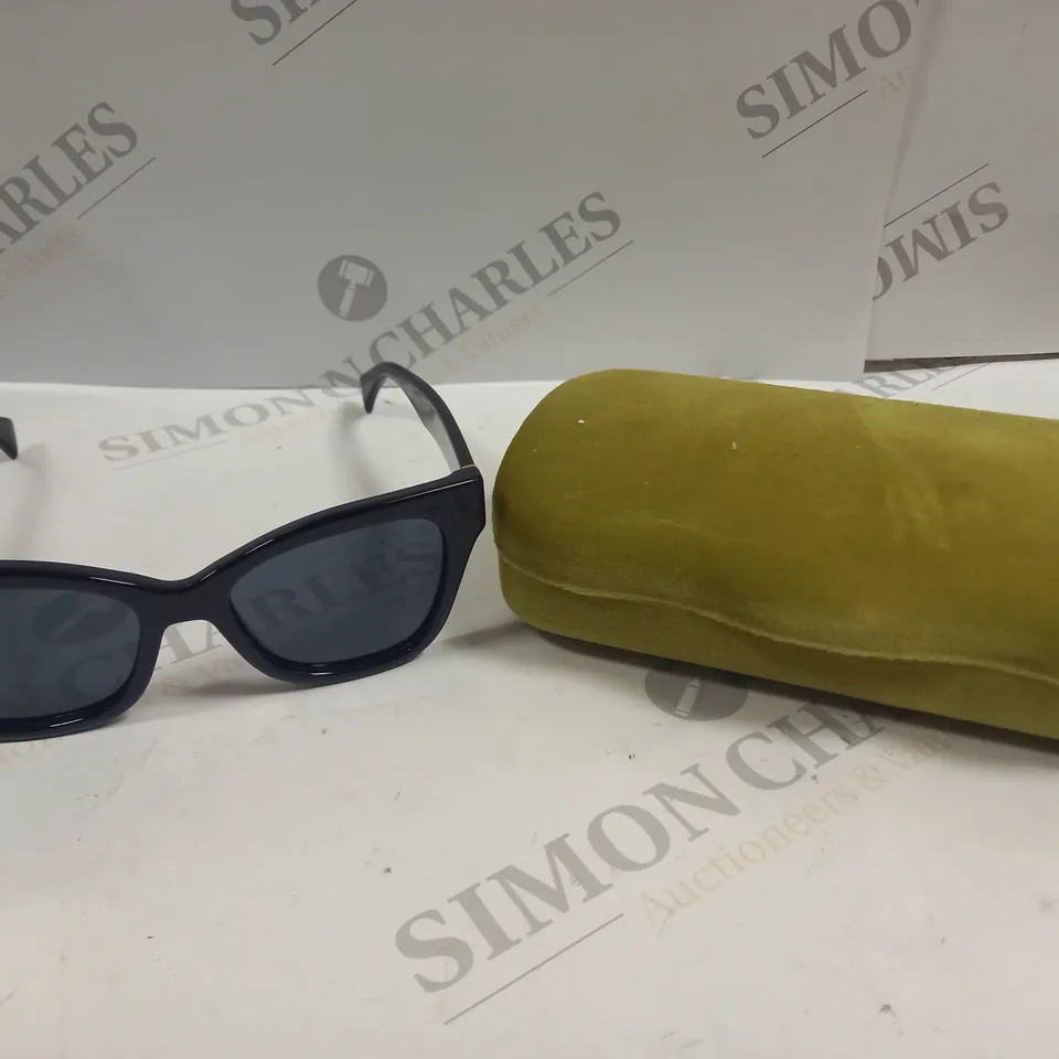 GUCCI GG1133S CAT EYES FRAMED SUNGLASSES