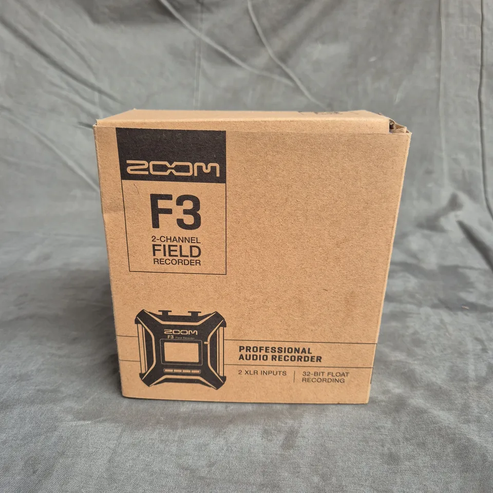 BOXED ZOOM F3 FIELD AUDIO RECORDER