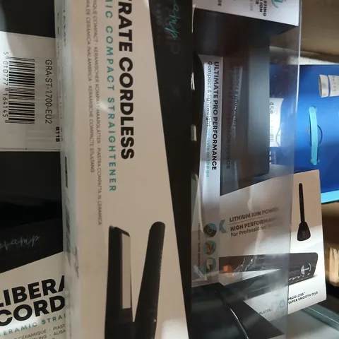 BOXED REVAMP LIBERATE CORDLESS CERAMIC COMPACT STRAIGHTENER