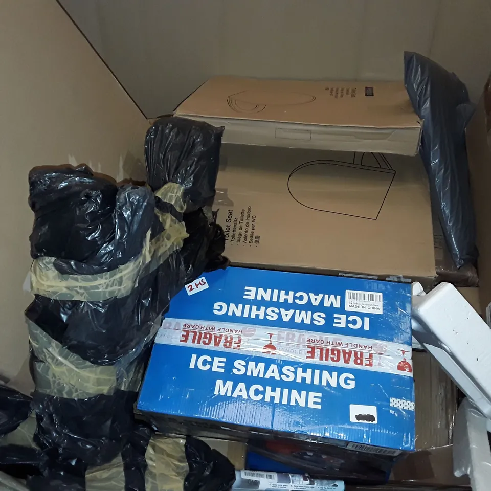 PALLET OF ASSORTED HOUSEHOLD ITEMS TO INCLUDE INSTANT POT DUO, MULTIFUNCTIONAL FOOD PROCESSOR AND PLAYPEN