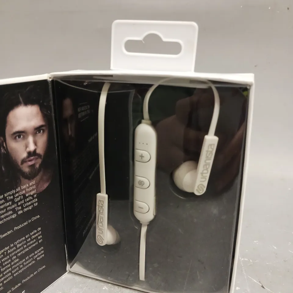 BOXED URBANISTA BERLIN WIRELESS EARPHONES 