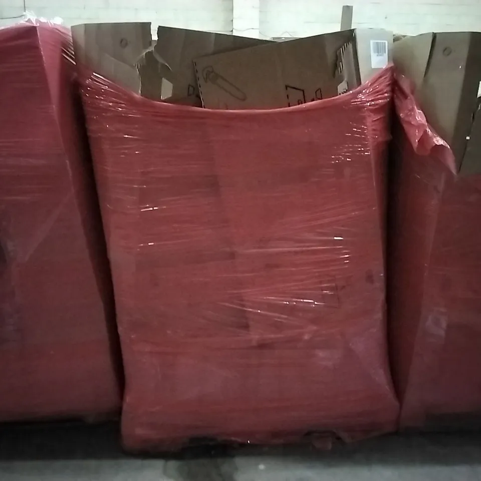 PALLET OF HOUSEHOLD ITEMS TO INCLUDE IFFJCE CHAIR, DOUBLE INFEARED COOK TOP, 16KG KETTLE BELL AND NUTRIBULLET JUICER ECT
