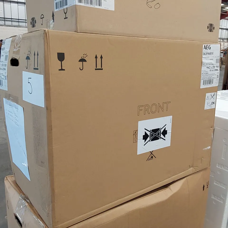 AEG SLIDING 90cm CHIMNEY HOOD STAINLESS STEEL Model DKB5960HM RRP £492