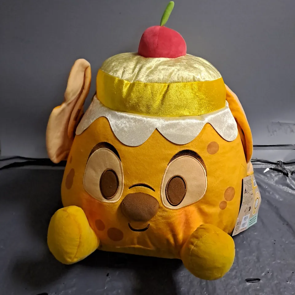 DISNEY MUNCHLINGS PINEAPPLE UPSIDE DOWN CAKE PLUSHIE 