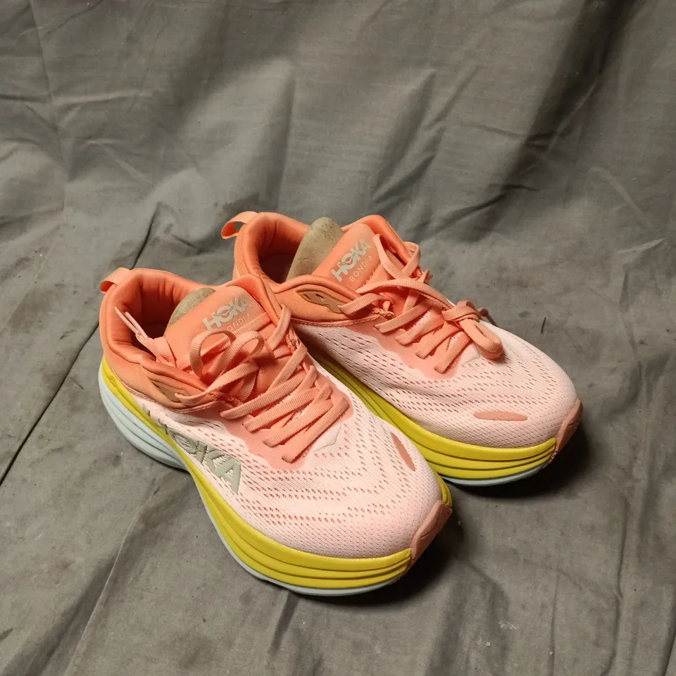 HOKA BONDI 8 WOMEN'S RUNNING SHOES - PINK SIZE 4.5
