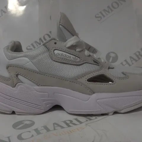 PAIR OF ADIDAS FALCON W SHOES IN WHITE UK SIZE 6