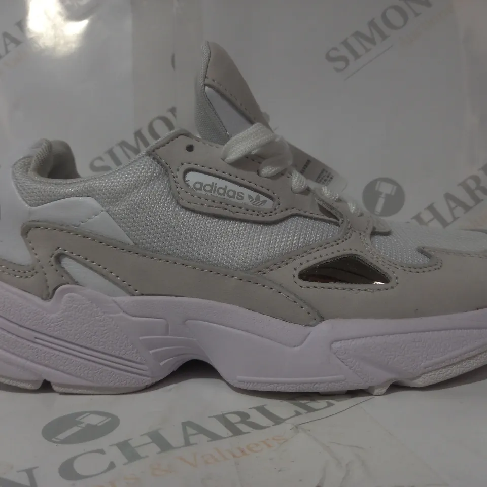 PAIR OF ADIDAS FALCON W SHOES IN WHITE UK SIZE 6