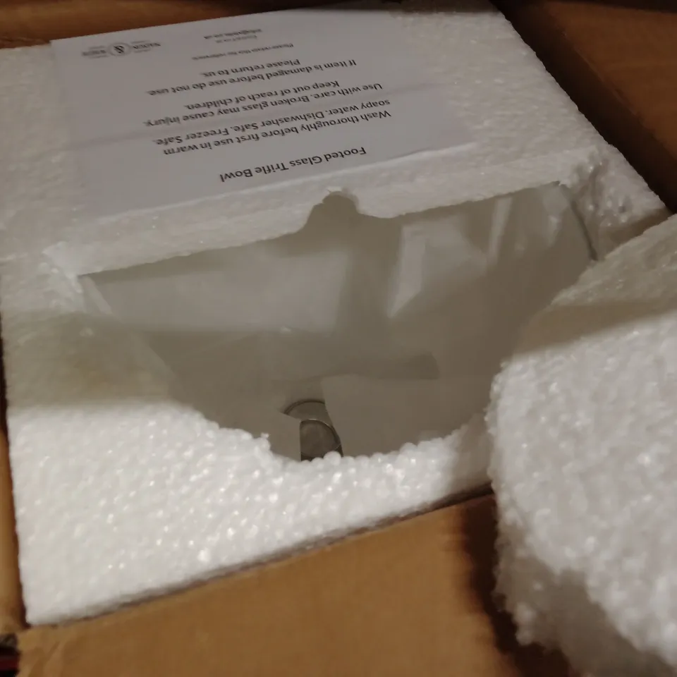 MAISON & WHITE FOOTED GLASS TRIFLE BOWL – BOXED
