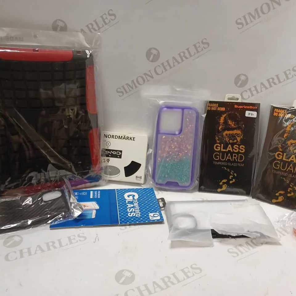 LOT OF APPROXIMATELY 20 PHONE ACCESSORIES AND ELECTRICALS TO INCLUDE TEMPERED GLASS SCREEN PROTECTORS, WIRED EARBUDS, NORDMARKE WIRELESS CHARGER, ETC