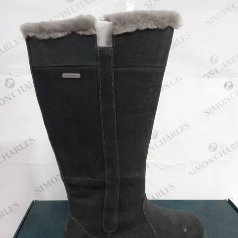 EMU AUSTRALIA "MOONTA" KNEE HIGH BOOTS - UK SIZE 6, DARK GREY - UNBOXED